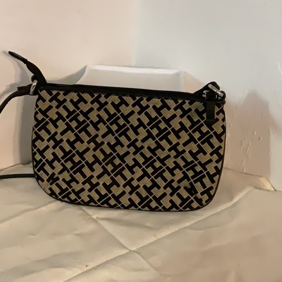 Tommy Hilfiger Logo Crossbody Bag, 6”x9.5”, Black/Tan - Picture 2 of 9